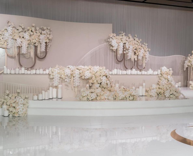 Classic Luxe Setting Wedding
